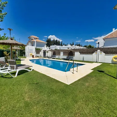 Fantastico Adosado En Naranjos De Marbella